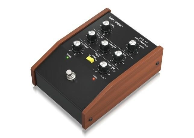 Behringer BM-17 FREQUENCY BOX kitarski efekt pedal