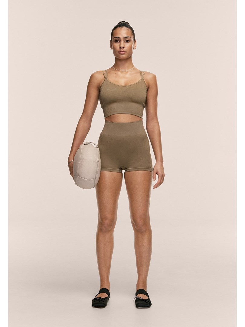 Damske trening nogavice CASALL Shiny Seamless Rib Hotpants - zelena - L
