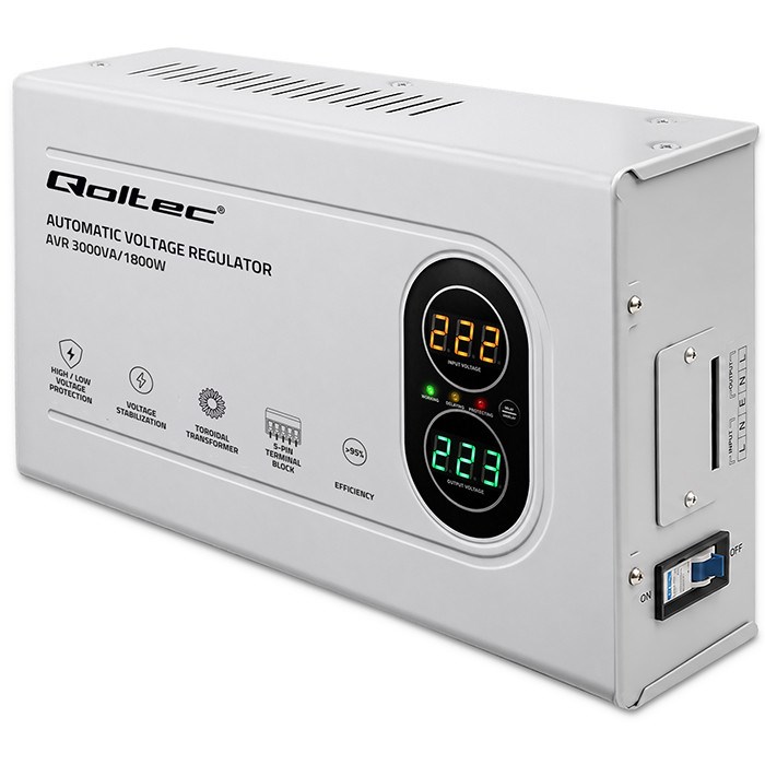 Avtomatski stabilizator napetosti Qoltec AVR 3000VA | 1800W | Kompakten
