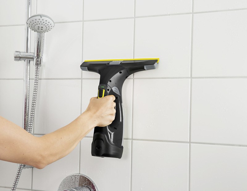 Kärcher 1.633-467.0 baterijski čistilnik oken, 0.1 L, črn