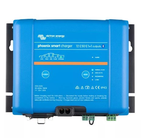 Victron Energy Phoenix Smart IP43 polnilnik 12/50(1+1) 120-240V
