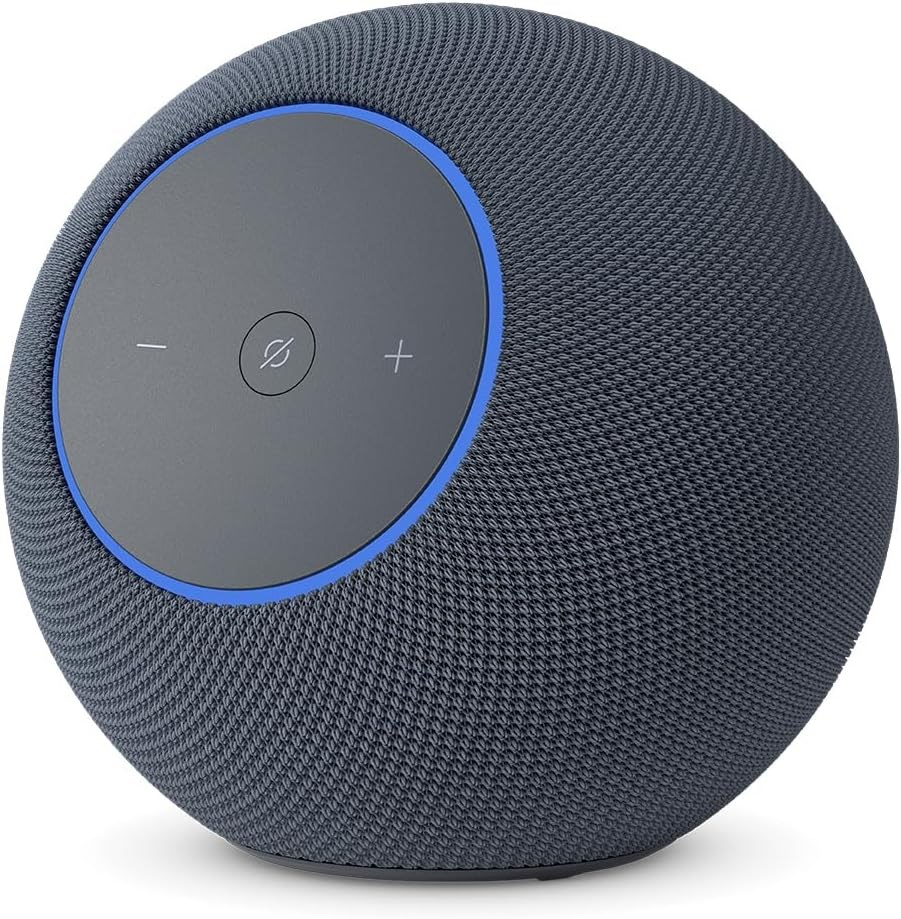 Amazon Echo Studio (2025) črn, pametni zvočnik z Alexa