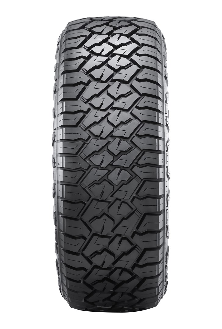 Tire 245/75 R16 120/116Q Nankang RT Tire 245/75 R16 120/116Q Nankang RT