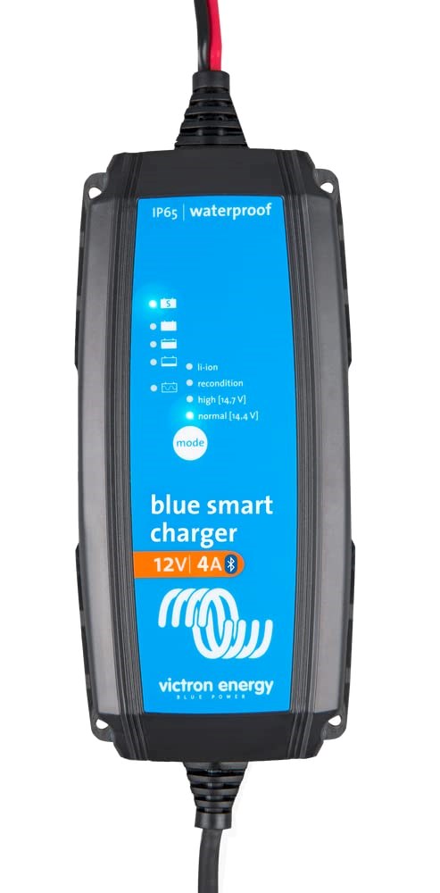 Blue Smart IP65s Charger 12/4(1) 230V CEE 7/17 Ret Blue Smart IP65s Charger 12/4(1) 230V CEE 7/17 Ret
