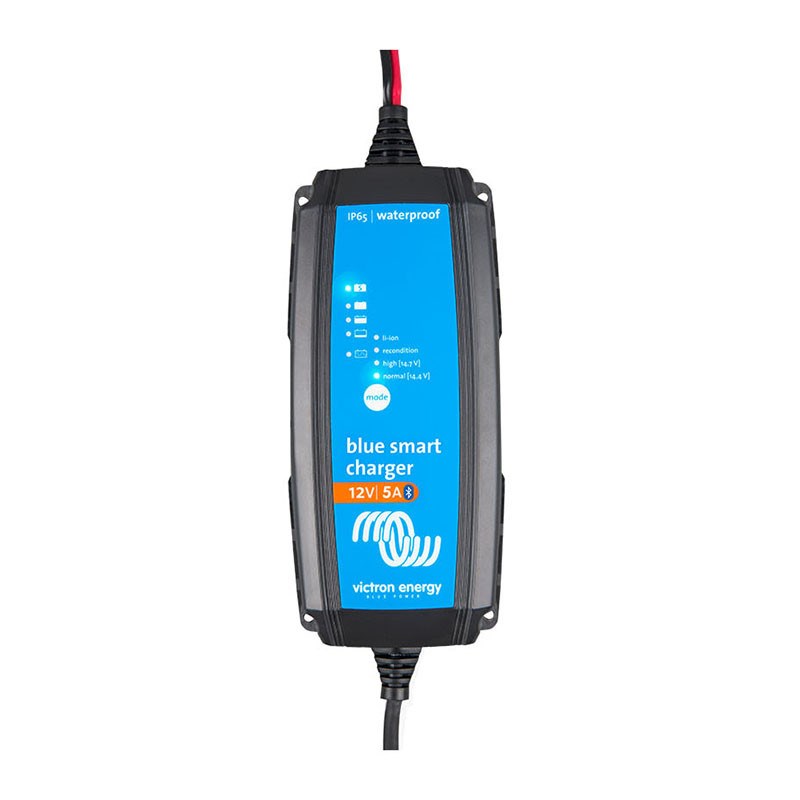 Blue Smart IP65s Charger 12/5 + DC connector Blue Smart IP65s Charger 12/5 + DC connector
