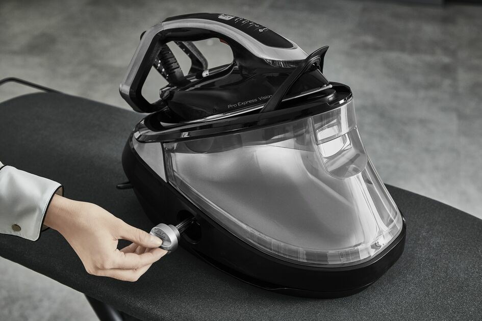 Tefal Pro Express Vision GV9821 3000 W 1.2 L Durilium AirGlide Autoclean soleplate Black, Silver Tefal Pro Express Vision GV9821 3000 W 1.2 L Durilium AirGlide Autoclean soleplate Black, Silver