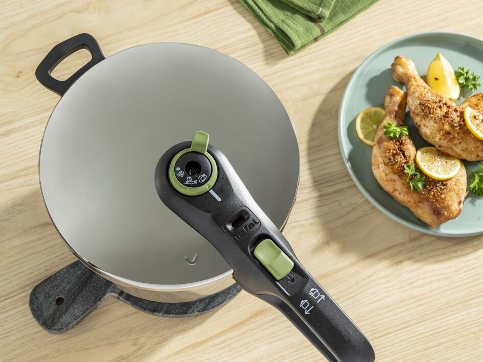 Tefal P2580400 Stylish Pressure Cooker 4 L Tefal P2580400 Stylish Pressure Cooker 4 L