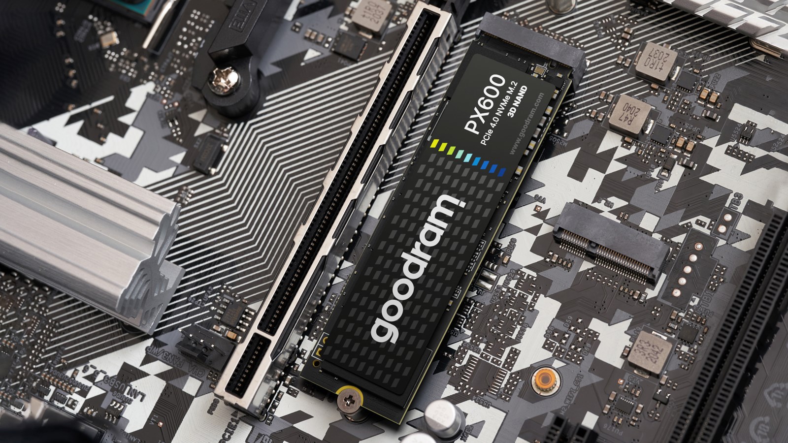Goodram SSDPR-PX600-1K0-80 internal solid state drive 1 TB M.2 PCI Express 4.0 NVMe 3D NAND Goodram SSDPR-PX600-1K0-80 internal solid state drive 1 TB M.2 PCI Express 4.0 NVMe 3D NAND