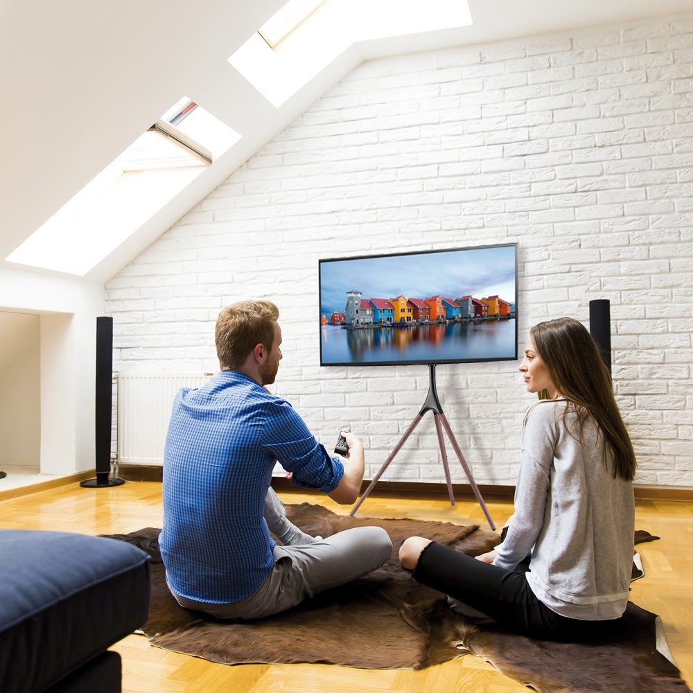 Techly ICA-TR18SAM TV mount 165.1 cm (65") Walnut Techly ICA-TR18SAM TV mount 165.1 cm (65") Walnut