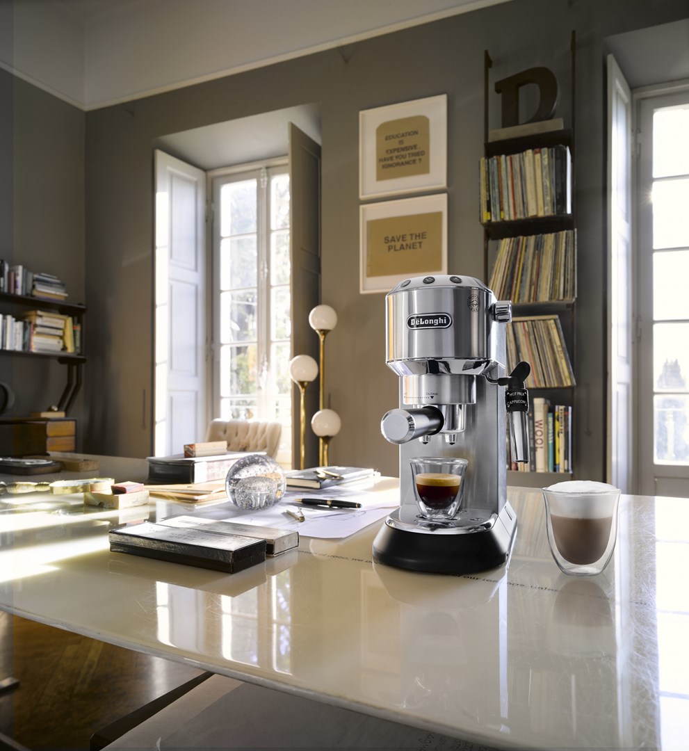 De’Longhi Dedica Style EC 685.M Semi-auto Espresso machine 1.1 L De’Longhi Dedica Style EC 685.M Semi-auto Espresso machine 1.1 L