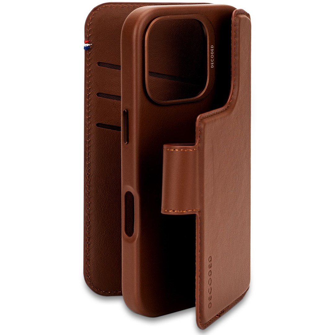 Decoded Leather Detachable Wallet mobile phone case 16 cm (6.3") Wallet case Brown Decoded Leather Detachable Wallet mobile phone case 16 cm (6.3") Wallet case Brown