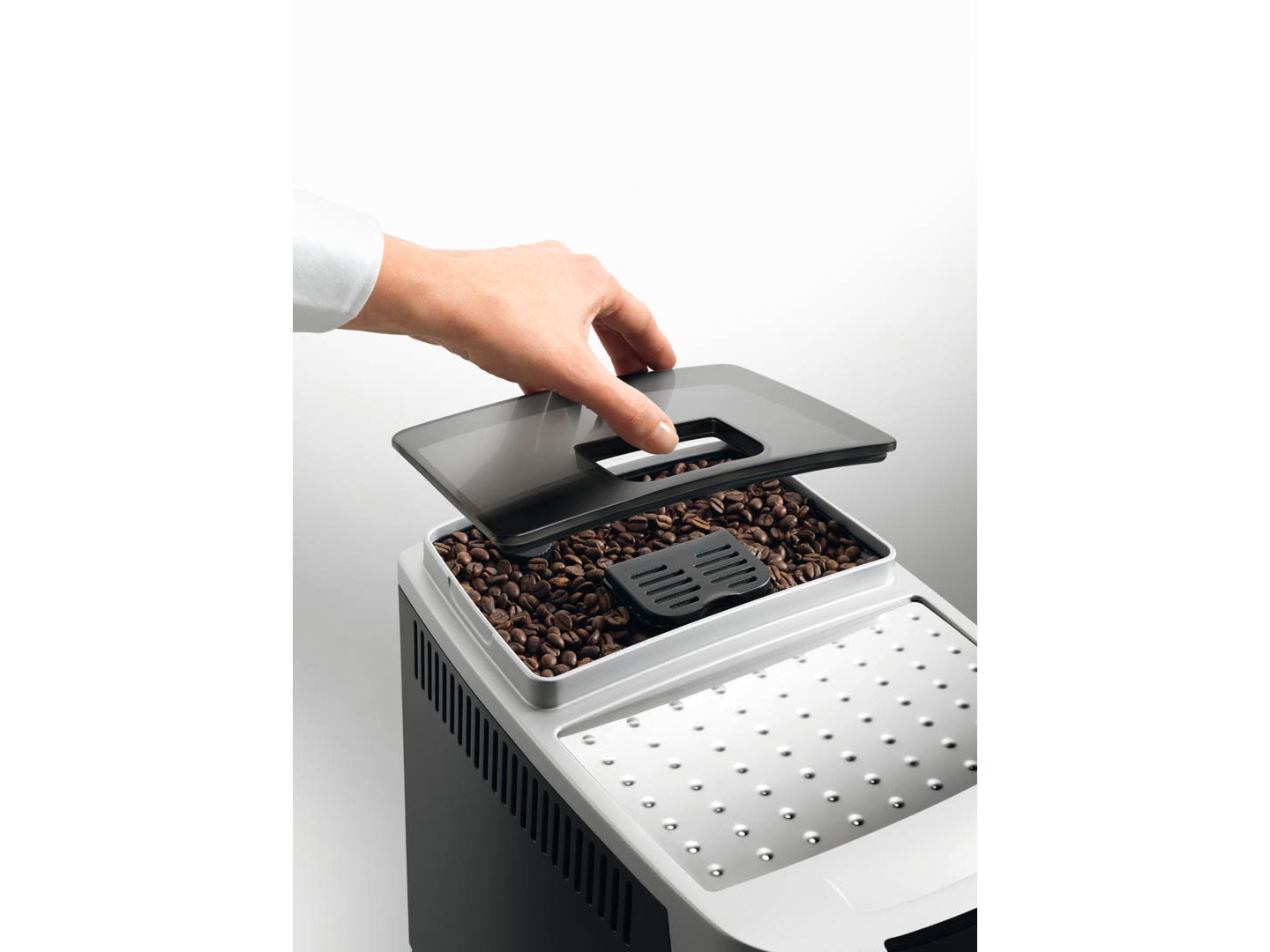 De’Longhi ECAM 22.110.SB coffee maker Fully-auto Espresso machine 1.8 L De’Longhi ECAM 22.110.SB coffee maker Fully-auto Espresso machine 1.8 L