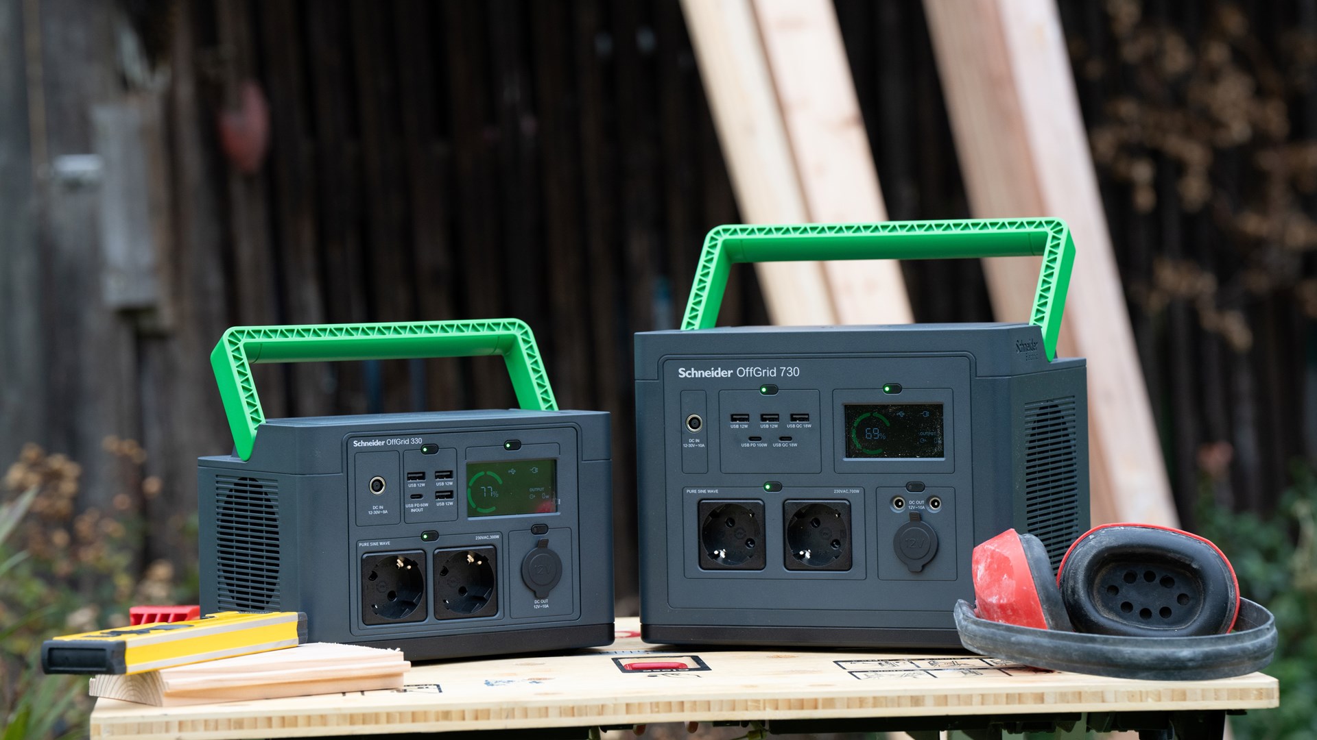 APC PPS730-GR portable power station Lithium-Ion (Li-Ion) 995 W 6.4 kg APC PPS730-GR portable power station Lithium-Ion (Li-Ion) 995 W 6.4 kg