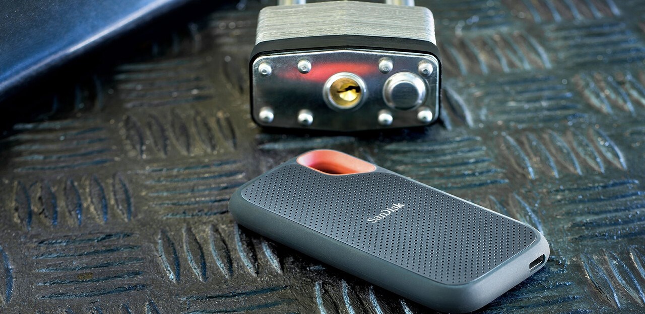 SanDisk Extreme Portable 1000 GB Black SanDisk Extreme Portable 1000 GB Black