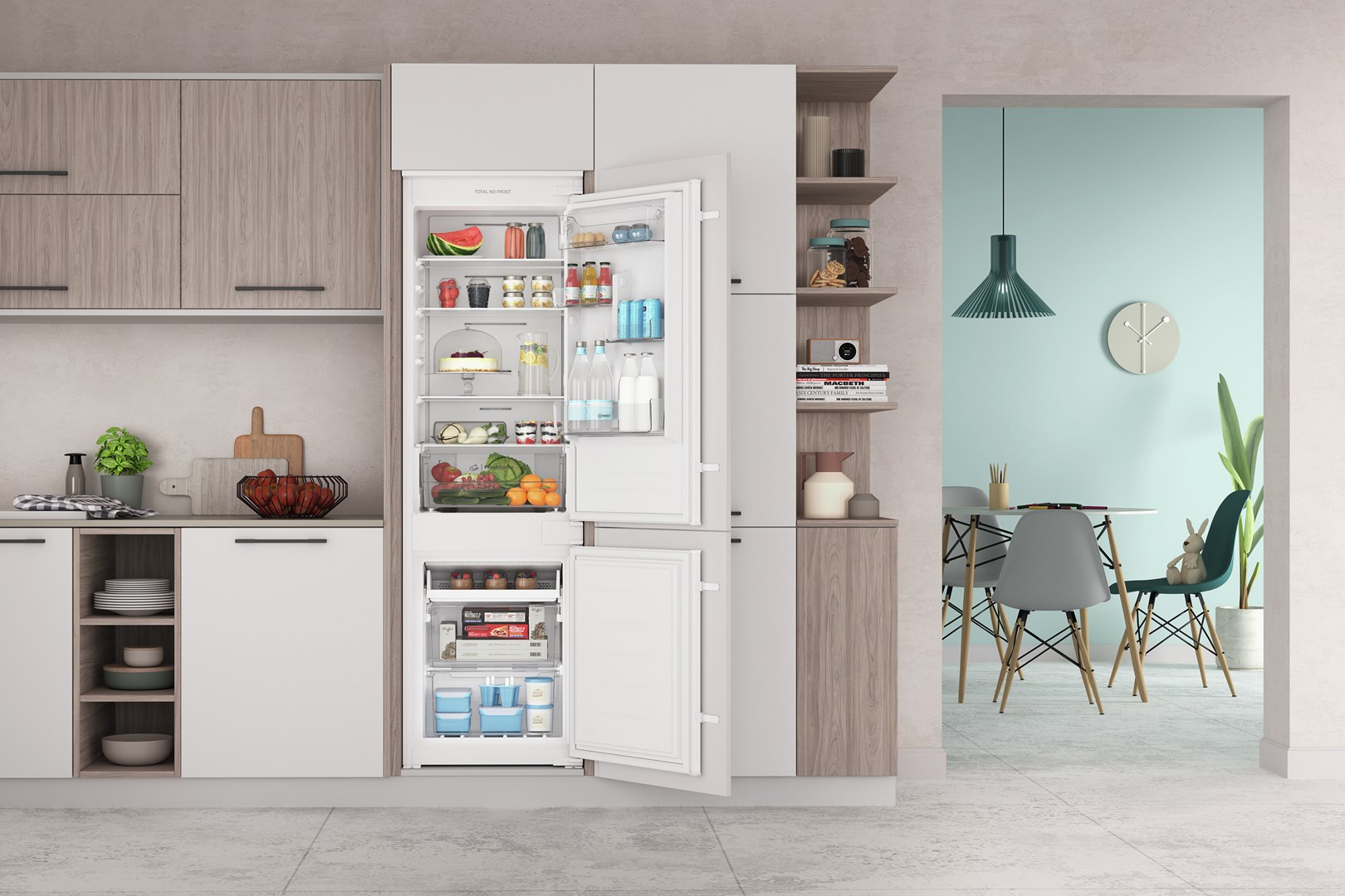 Indesit INC18 T112 white built-in fridge-freezer Indesit INC18 T112 white built-in fridge-freezer