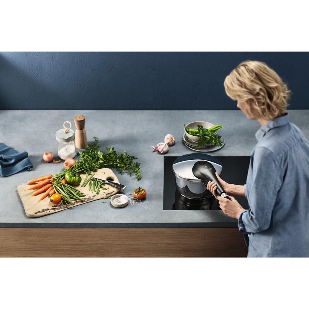 WMF Perfect Premium Pressure Cooker 4.5L WMF Perfect Premium Pressure Cooker 4.5L