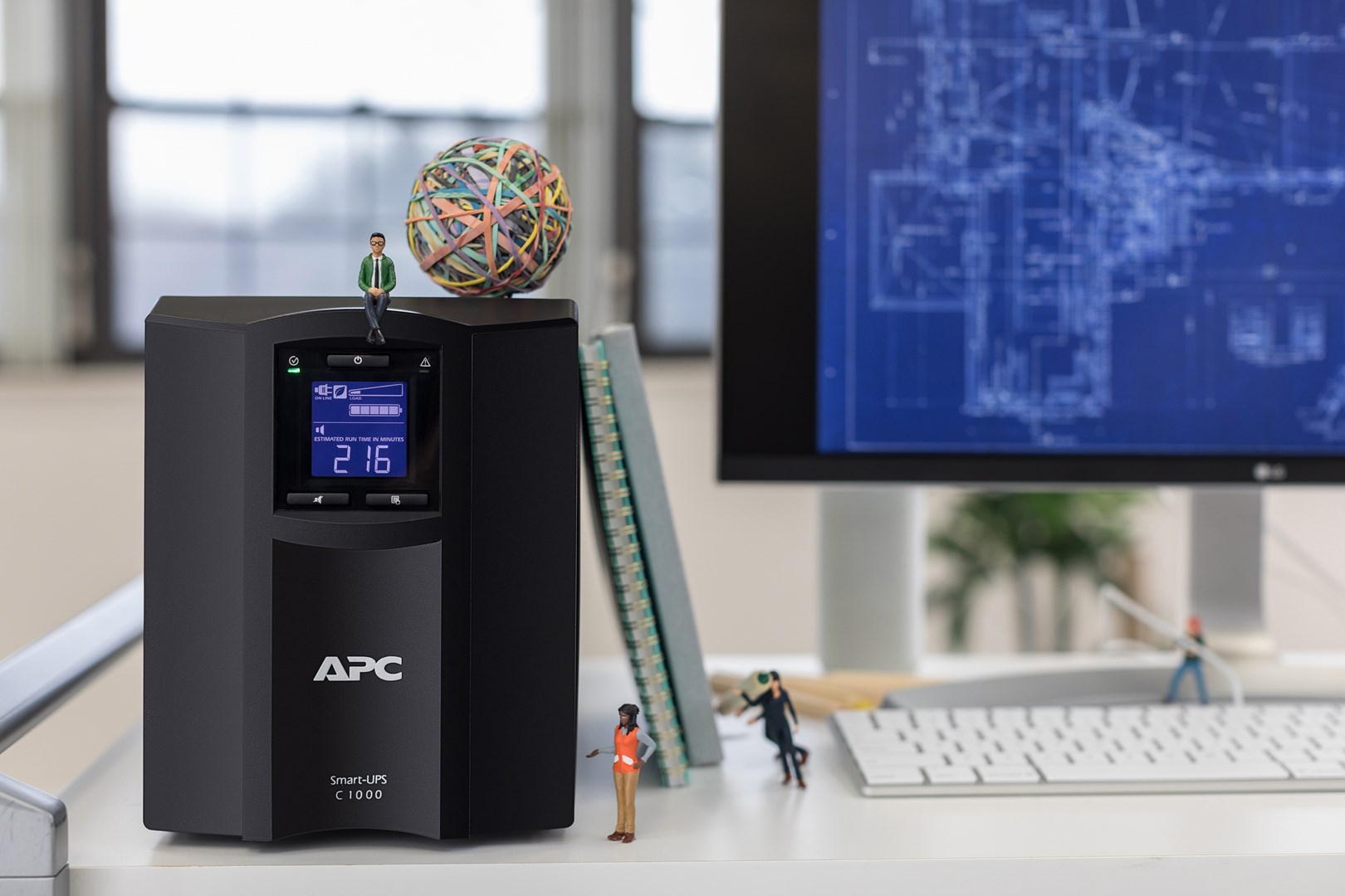 APC Smart-UPS C, Line Interactive, 1000VA, Tower, 230V, 8x IEC C13 outlets, SmartConnect port, USB and Serial communication, AVR, Graphic LCD APC Smart-UPS C, Line Interactive, 1000VA, Tower, 230V, 8x IEC C13 outlets, SmartConnect port, USB and Serial communication, AVR, Graphic LCD