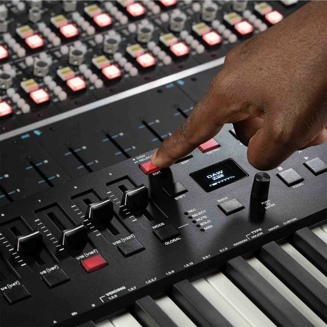 M-AUDIO Oxygen Pro 49 MIDI keyboard 49 keys USB M-AUDIO Oxygen Pro 49 MIDI keyboard 49 keys USB