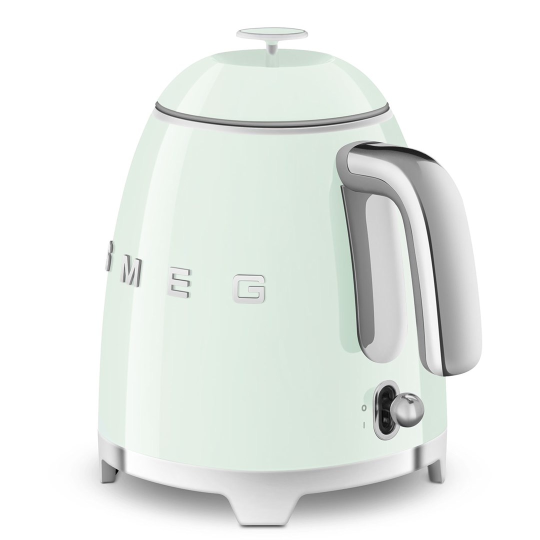 Smeg 50's Style Kettles KLF05PGEU Pastel Green Smeg 50's Style Kettles KLF05PGEU Pastel Green