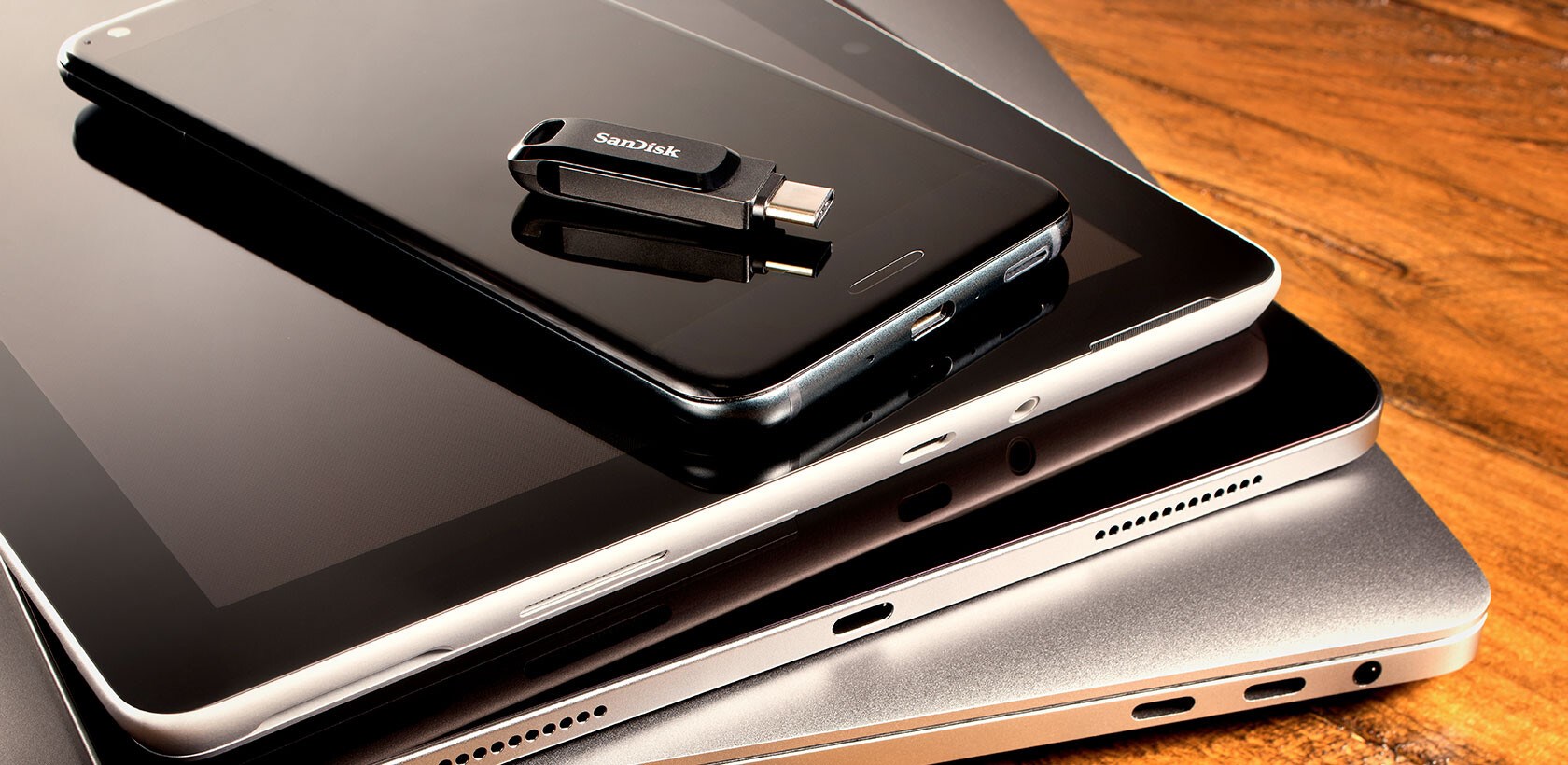 SanDisk Ultra Dual Drive Go USB flash drive 512 GB USB Type-A / USB Type-C 3.2 Gen 1 (3.1 Gen 1) Black SanDisk Ultra Dual Drive Go USB flash drive 512 GB USB Type-A / USB Type-C 3.2 Gen 1 (3.1 Gen 1) Black