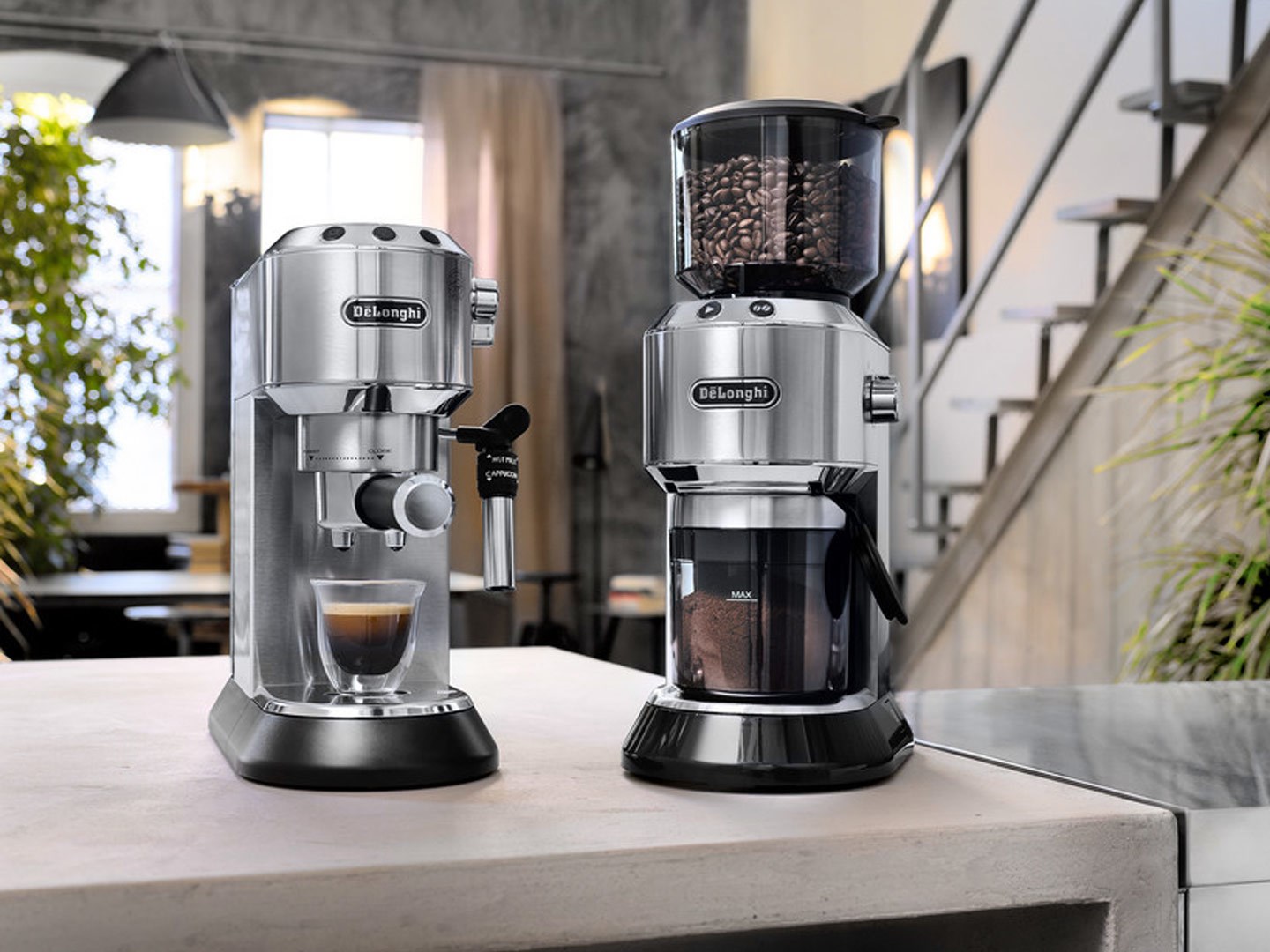 De’Longhi Dedica Style EC 685.M Semi-auto Espresso machine 1.1 L De’Longhi Dedica Style EC 685.M Semi-auto Espresso machine 1.1 L