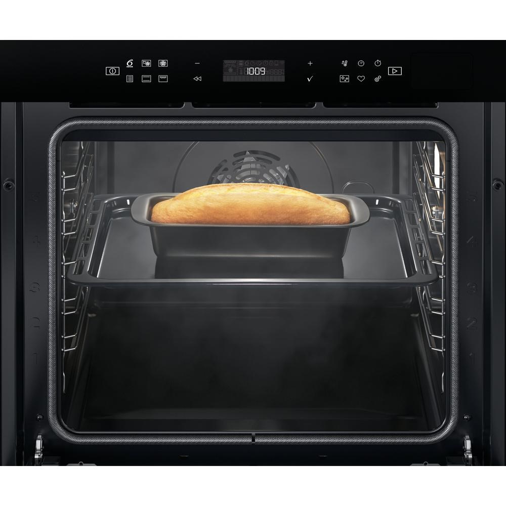 Whirlpool W6 OS4 4S1 H2 BL 73 L Black Whirlpool W6 OS4 4S1 H2 BL 73 L Black