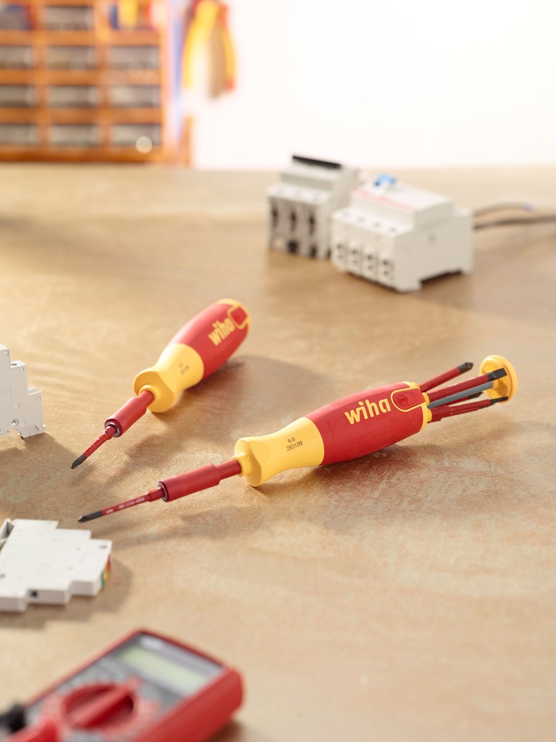 Screwdriver w/ bit mag. Liftup Electric PZ Screwdriver w/ bit mag. Liftup Electric PZ