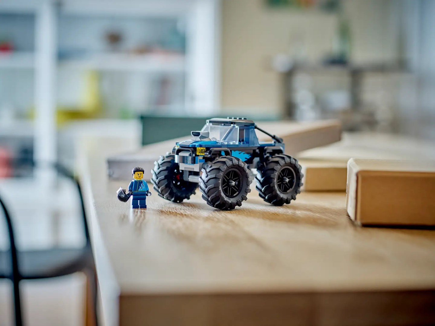 LEGO CITY 60402 BLUE MONSTER TRUCK LEGO CITY 60402 BLUE MONSTER TRUCK