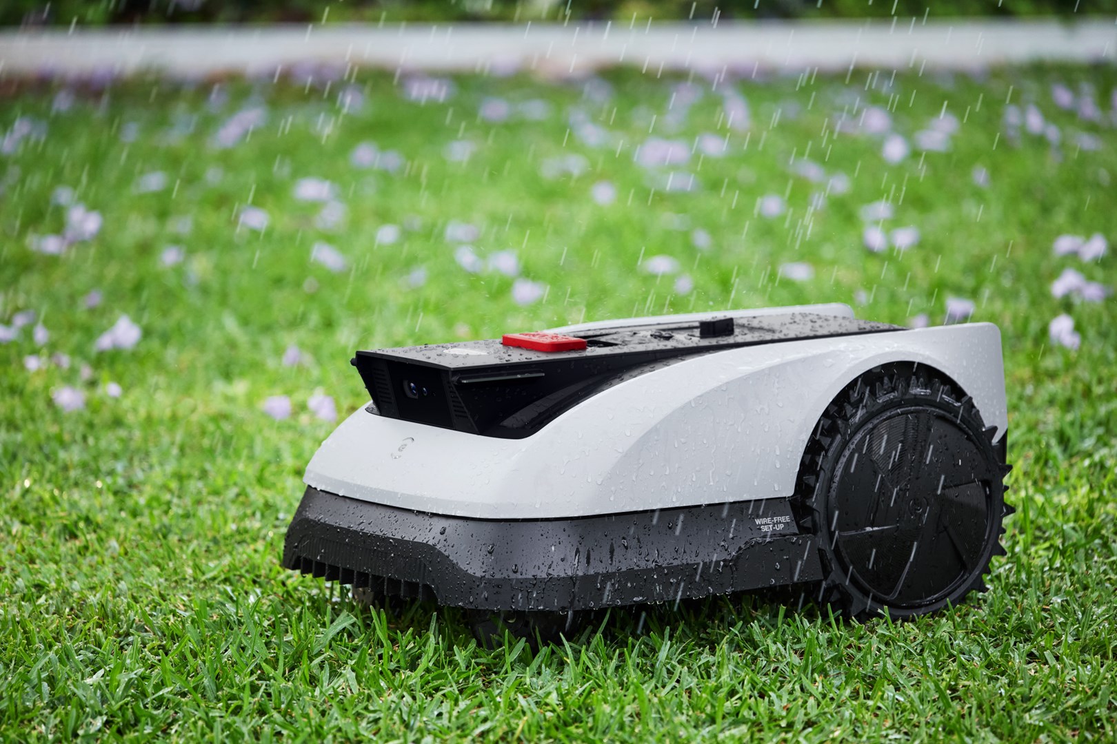 Autonomous lawn mower Ecovacs GOAT O800 RTK Autonomous lawn mower Ecovacs GOAT O800 RTK