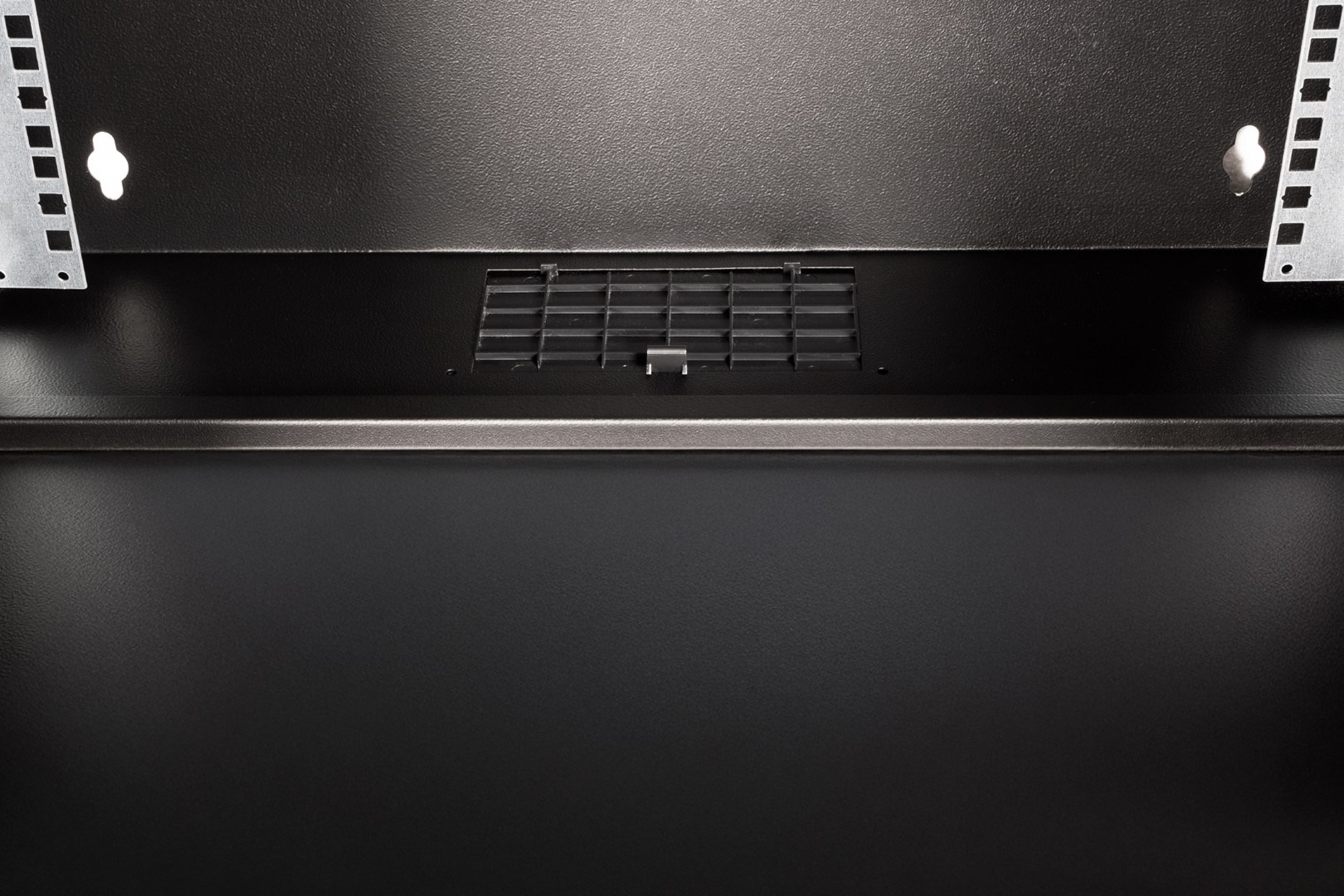 Digitus Wall-mounted enclosure SOHO Pro - 483 mm (19") - 540x400 mm (WxD) Digitus Wall-mounted enclosure SOHO Pro - 483 mm (19") - 540x400 mm (WxD)