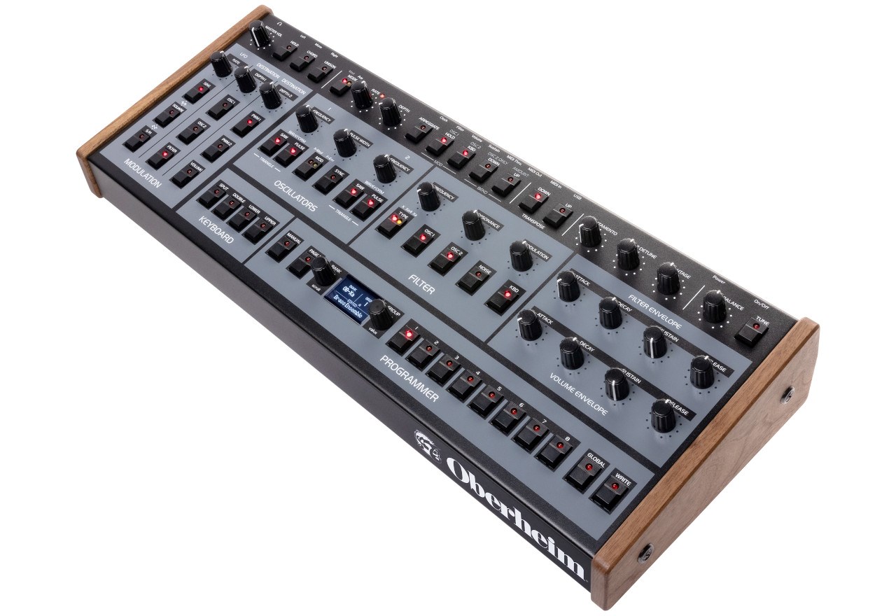 Oberheim OB-X8 Desktop - polyphonic analogue synthesiser Oberheim OB-X8 Desktop - polyphonic analogue synthesiser