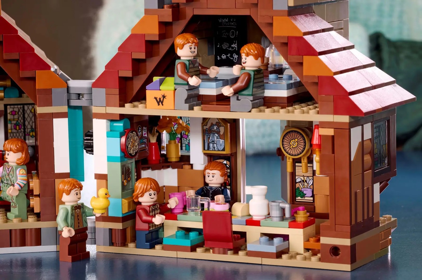 LEGO HARRY POTTER 76437 The Burrow - Collectors’ Edition LEGO HARRY POTTER 76437 The Burrow - Collectors’ Edition