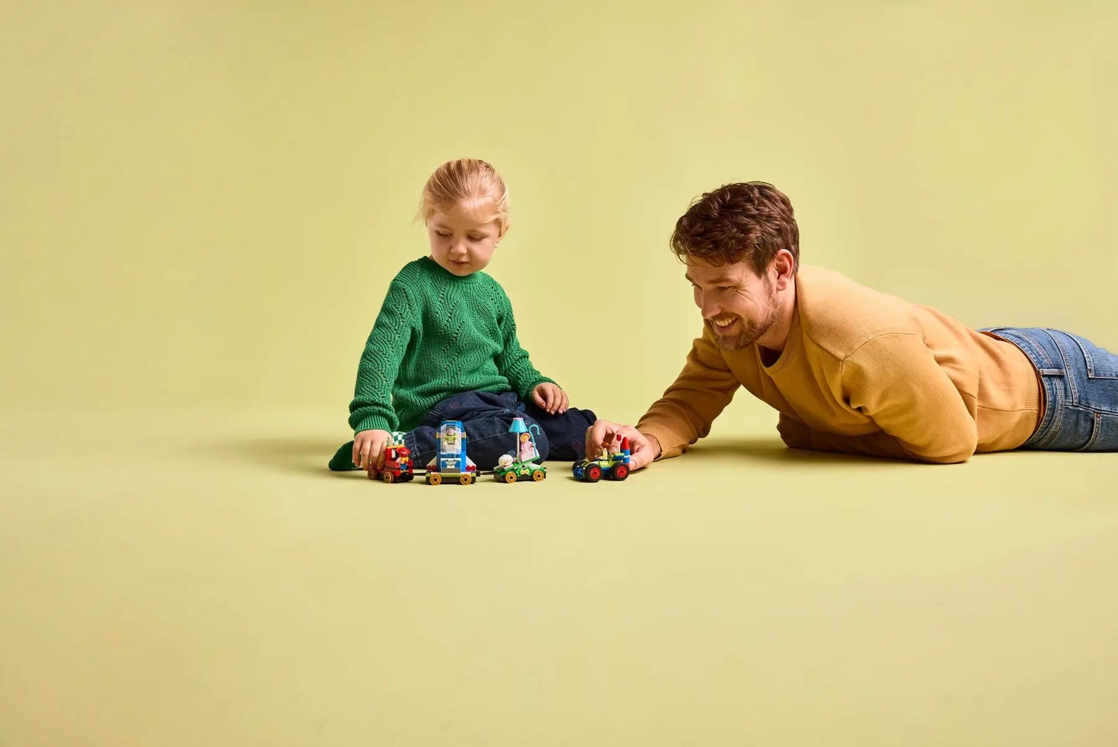 LEGO DISNEY 43264 Toy Story - Celebration Train and RC Car LEGO DISNEY 43264 Toy Story - Celebration Train and RC Car