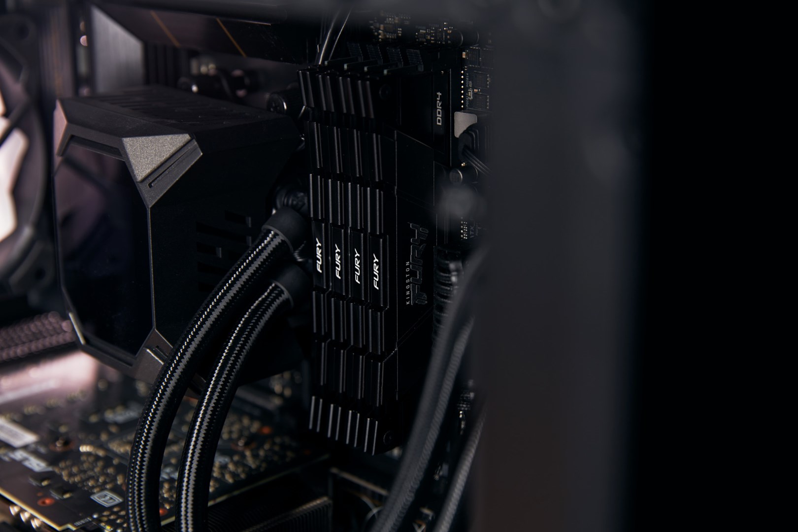Kingston Technology FURY 32GB 3600MT/s DDR4 CL16 DIMM (Kit of 2) 2RX8 Renegade Black Kingston Technology FURY 32GB 3600MT/s DDR4 CL16 DIMM (Kit of 2) 2RX8 Renegade Black