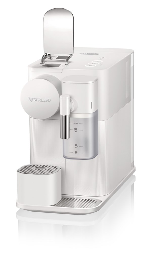De’Longhi Lattissima One Nespresso Pod coffee machine - White De’Longhi Lattissima One Nespresso Pod coffee machine - White