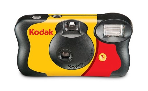 Kodak FunSaver flash disposable camera, colour film and flash, 27 photos, ISO 400 Kodak FunSaver flash disposable camera, colour film and flash, 27 photos, ISO 400
