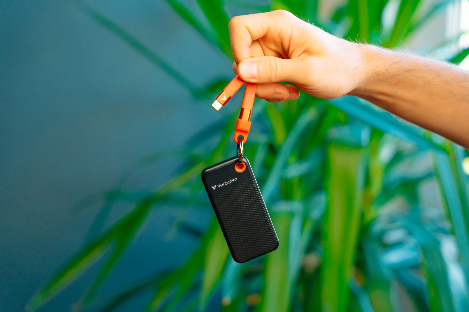 Verbatim Pocket SSD 1TB USB-C 3.2 Gen 2 Black/Orange Verbatim Pocket SSD 1TB USB-C 3.2 Gen 2 Black/Orange