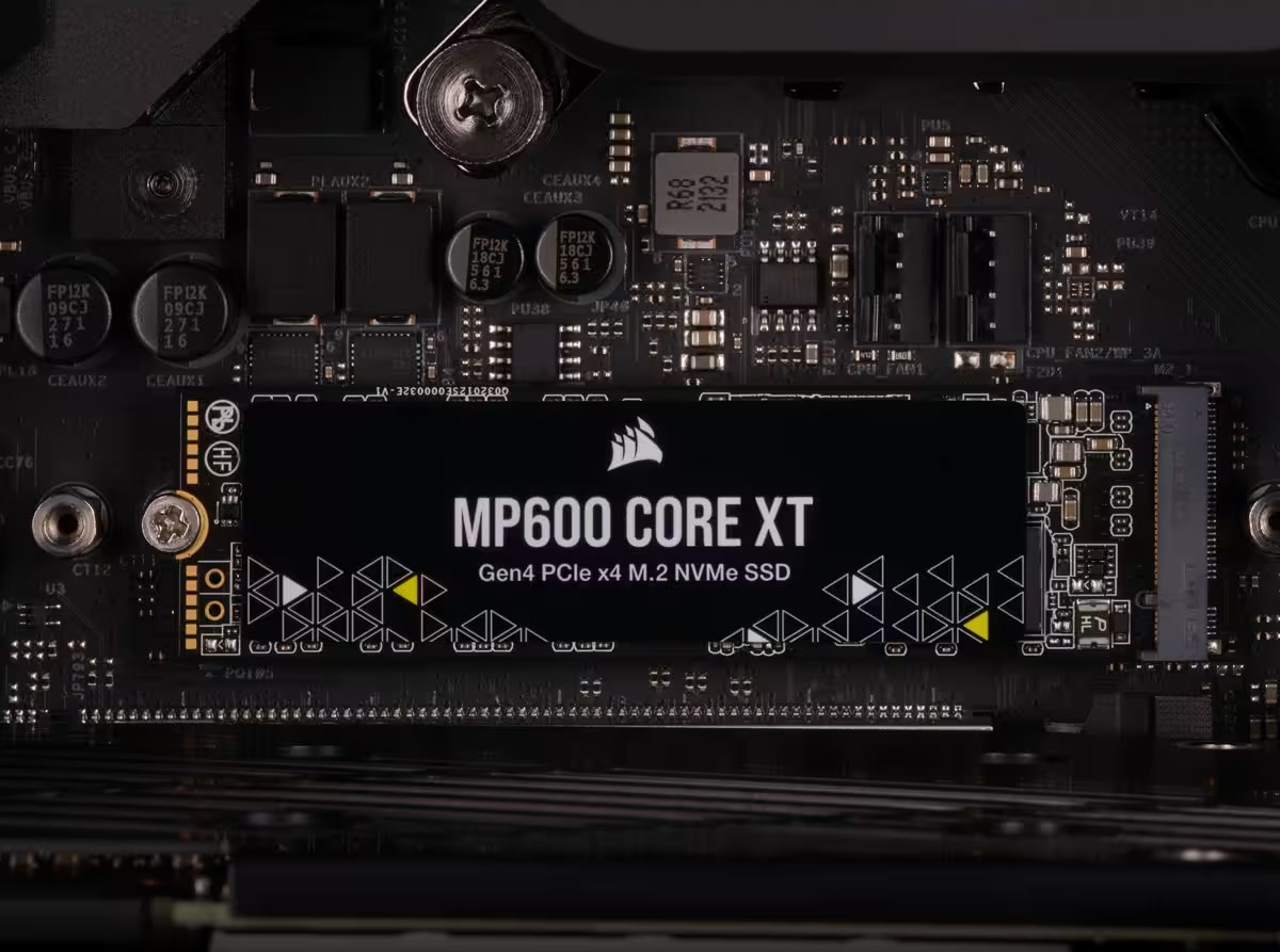 Corsair MP600 CORE XT 4 TB M.2 PCI Express 4.0 NVMe QLC 3D NAND Corsair MP600 CORE XT 4 TB M.2 PCI Express 4.0 NVMe QLC 3D NAND