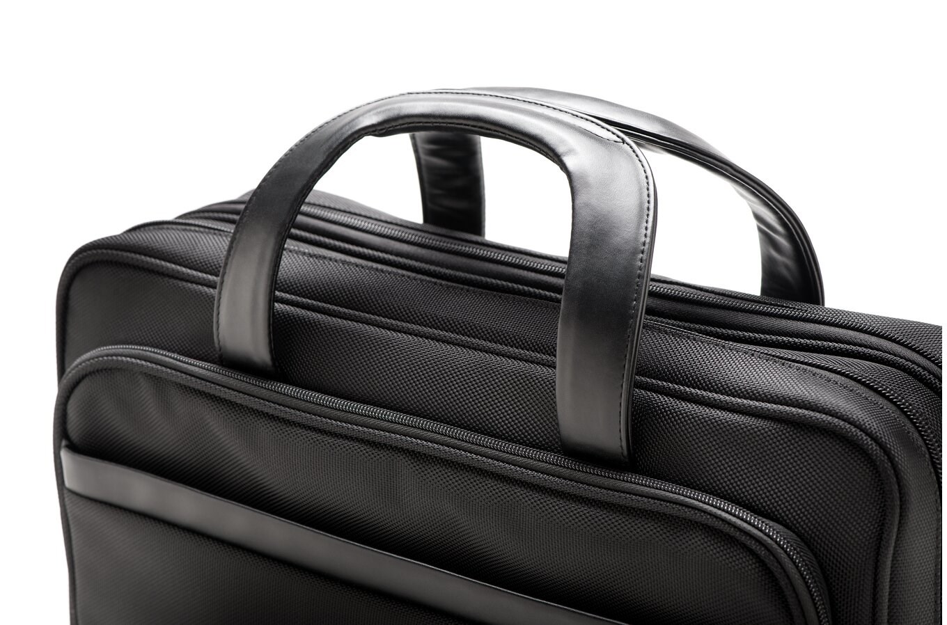 Kensington Contour 2.0 15.6" Briefcase Kensington Contour 2.0 15.6" Briefcase
