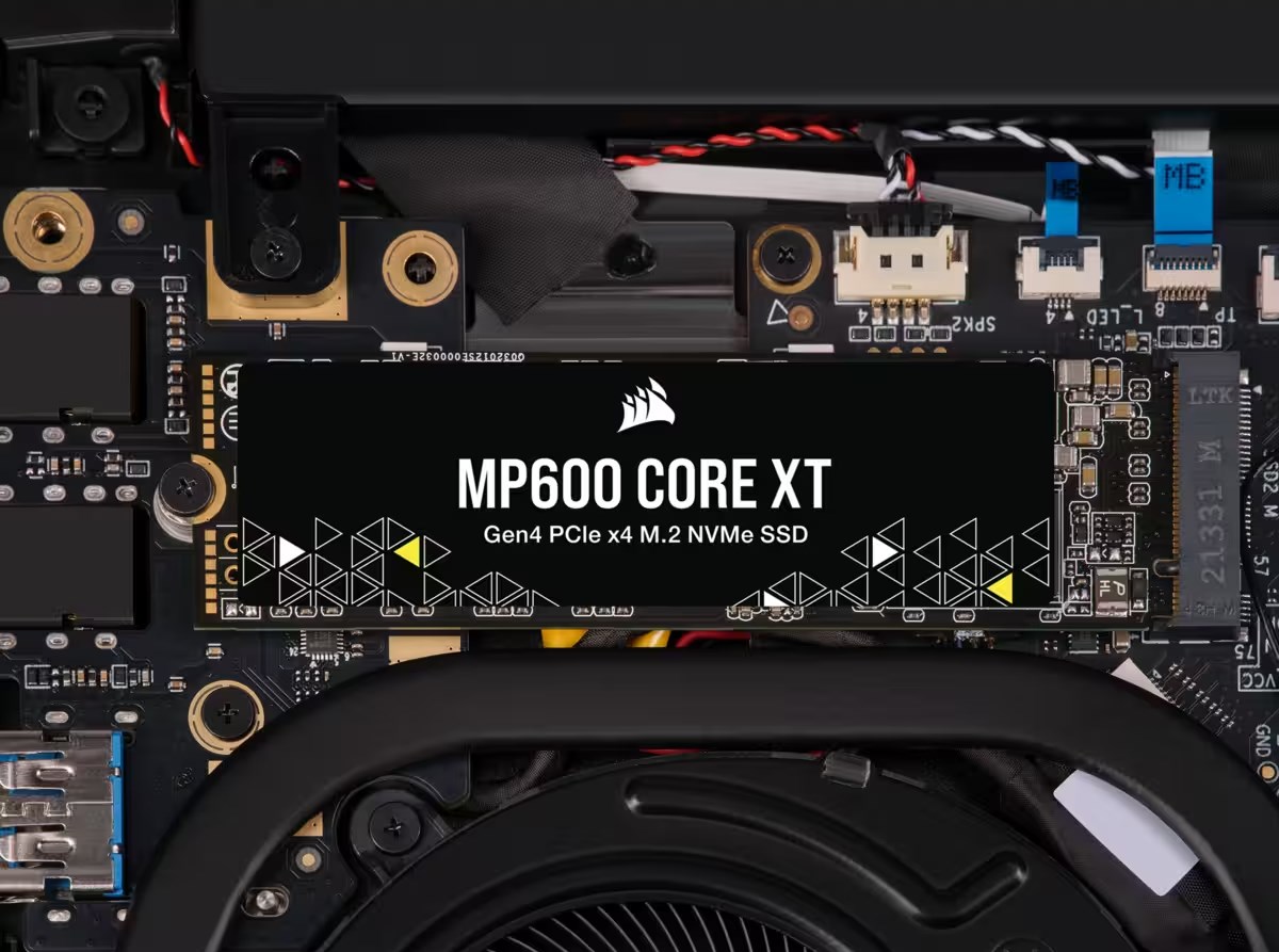 Corsair MP600 CORE XT 4 TB M.2 PCI Express 4.0 NVMe QLC 3D NAND Corsair MP600 CORE XT 4 TB M.2 PCI Express 4.0 NVMe QLC 3D NAND