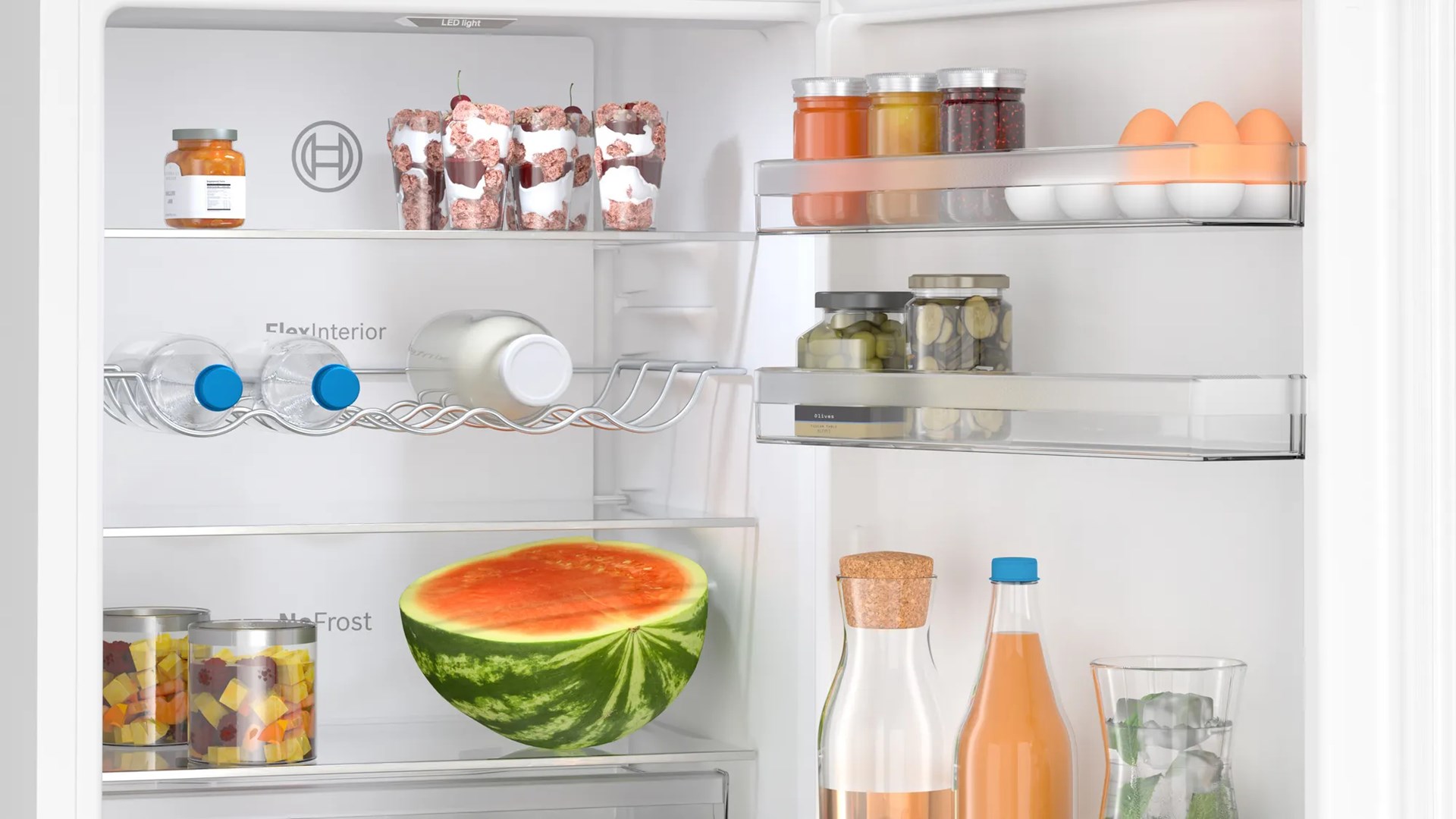 Bosch Serie 4 KGN362WDF fridge-freezer Freestanding 321 L D White Bosch Serie 4 KGN362WDF fridge-freezer Freestanding 321 L D White