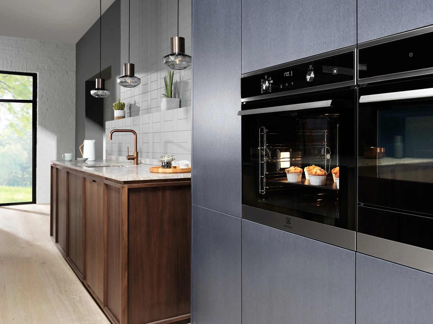 Electrolux EOD6F77WZ SteamBake 600 Catalysis Steam oven Black Electrolux EOD6F77WZ SteamBake 600 Catalysis Steam oven Black