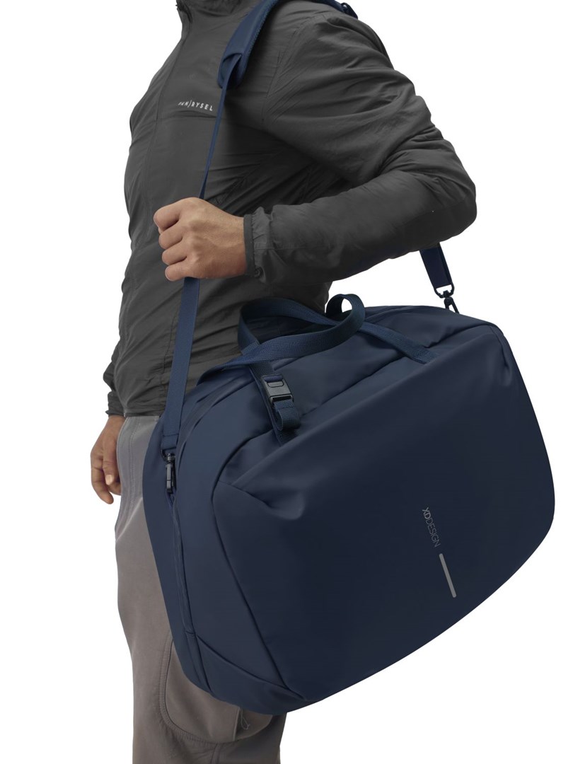 XD DESIGN URBAN BAG WATER RESISTANT DUFFLE NAVY P/N: P706.2925 XD DESIGN URBAN BAG WATER RESISTANT DUFFLE NAVY P/N: P706.2925