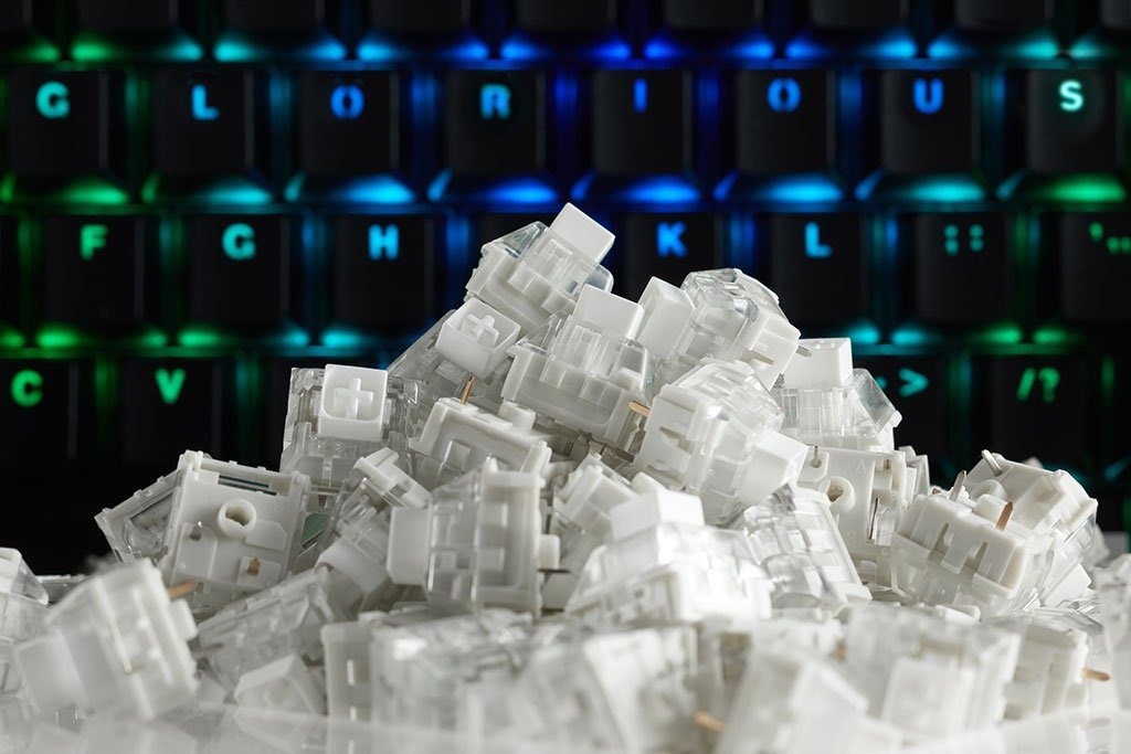 Glorious PC Gaming Race Kailh Box White Switches Glorious PC Gaming Race Kailh Box White Switches