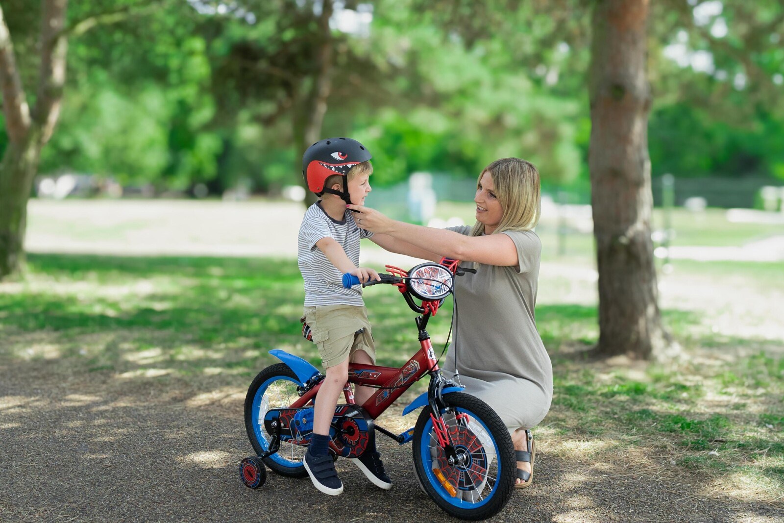 Children's bicycle 16" Huffy 21964W Disney Spiderman Children's bicycle 16" Huffy 21964W Disney Spiderman