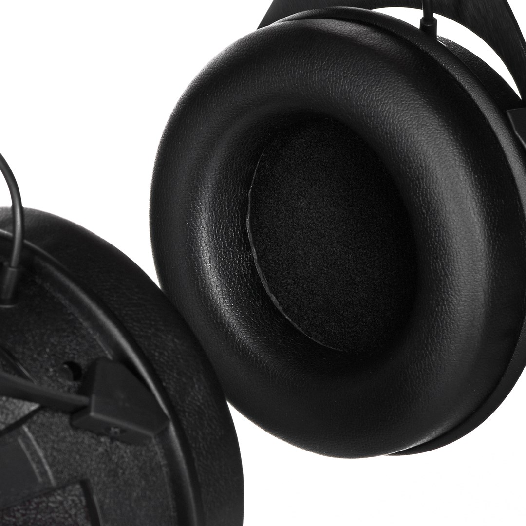 Beyerdynamic DT 770 PRO 32 Ω - closed studio headphones Beyerdynamic DT 770 PRO 32 Ω - closed studio headphones