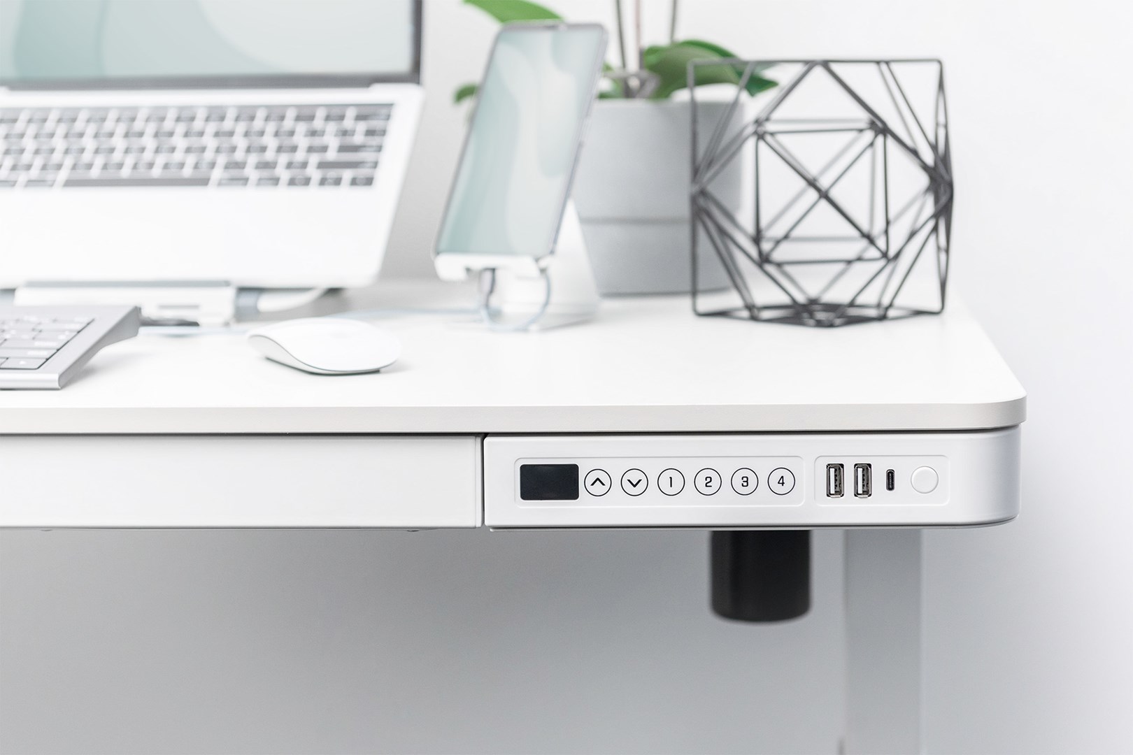 Digitus Electric Height-Adjustable Desk with USB-Charger and Drawer Digitus Electric Height-Adjustable Desk with USB-Charger and Drawer