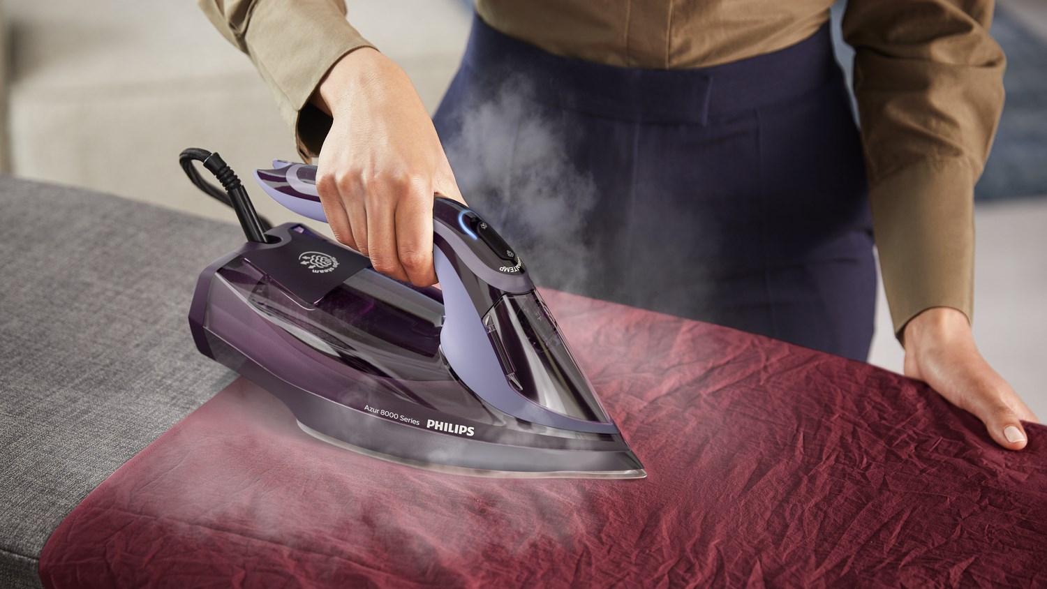 Philips | DST8021/30 | Steam Iron | Continuous steam 55 g/min | Steam boost performance 240 g/min | Purple Philips | DST8021/30 | Steam Iron | Continuous steam 55 g/min | Steam boost performance 240 g/min | Purple