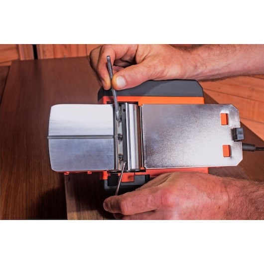 Black & Decker BEW712-QS power hand planer Orange 710 W Black & Decker BEW712-QS power hand planer Orange 710 W