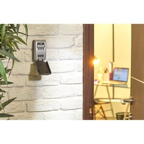MASTER LOCK Medium light up dial key lock box Select Access - wall mount MASTER LOCK Medium light up dial key lock box Select Access - wall mount
